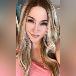 Martini Wigs "Tia" Blonde Wavy Hair Wig